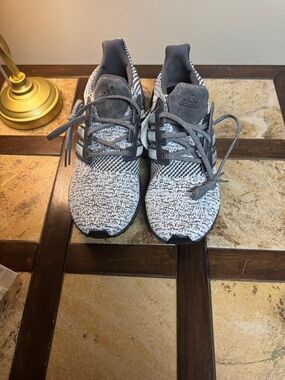 adidas Grey White Knit Lace-Up Running Shoes